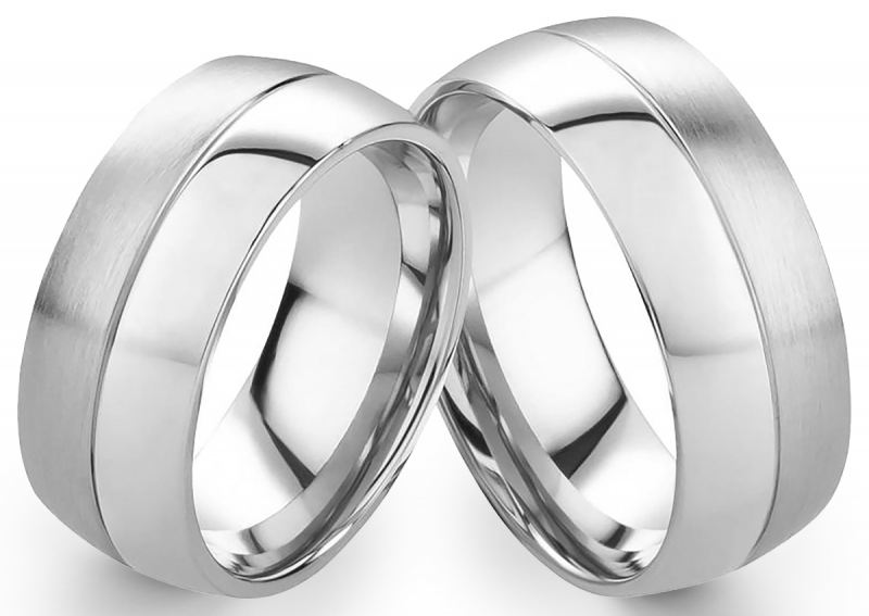 Preview: Schlichte Edelstahlringe E016 ohne Stein mit Gravur